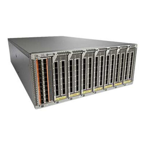 Cisco N5696-B-24Q silver server rack with 24x40GbE QSFP+ ports